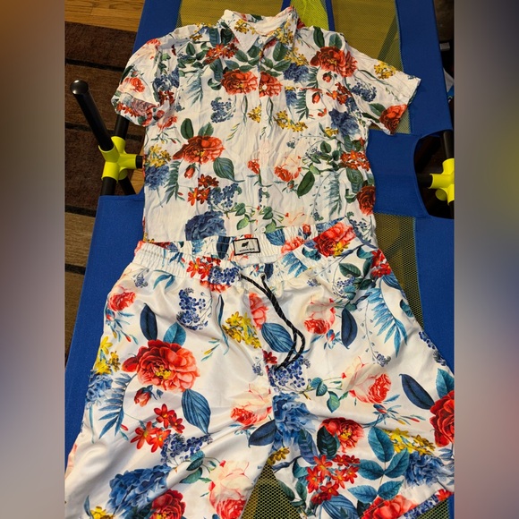 Men’s Floral Summer 2 Piece Set - Picture 5 of 6